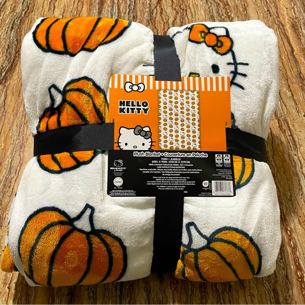Sanrio Hello Kitty Plush Blanket